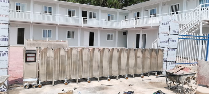 電動(dòng)伸縮門廠家